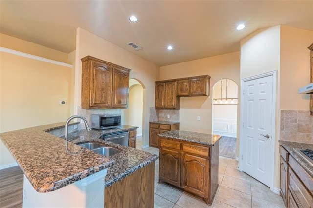 Building Photo - 918 Witherby Ln