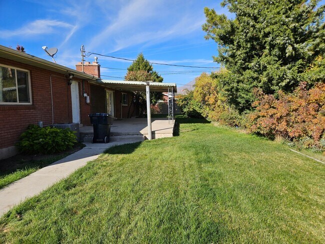 Building Photo - Remodeled 3-Bedroom Home in Orem