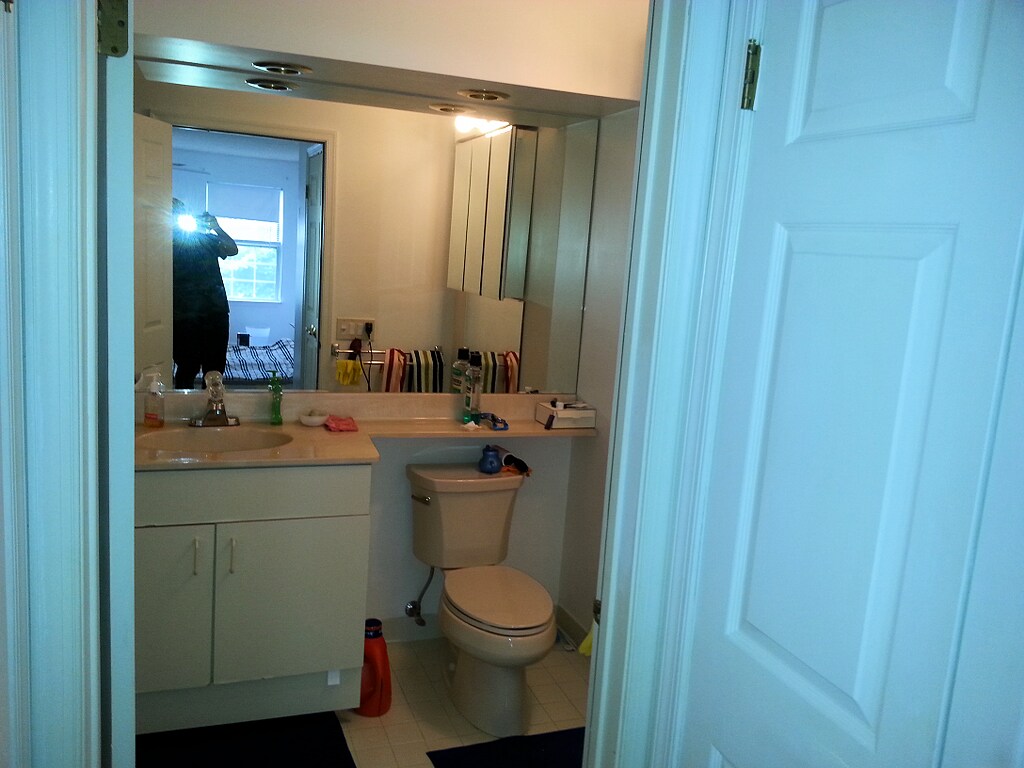 Building Photo - 707 Eagles Chase Dr