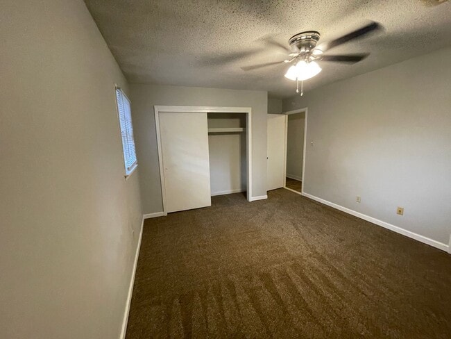 Building Photo - Great Refreshed Home