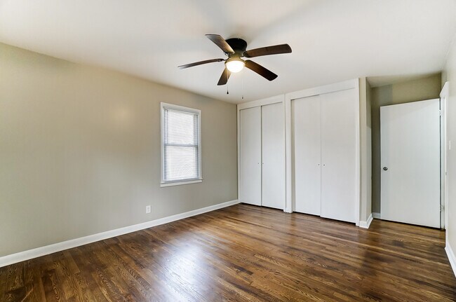 Building Photo - 717 Forest Dr