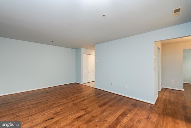 Building Photo - 8352 Montgomery Run Rd