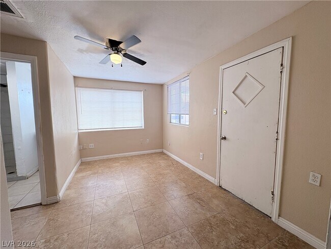 Building Photo - 6329 Brittany Way
