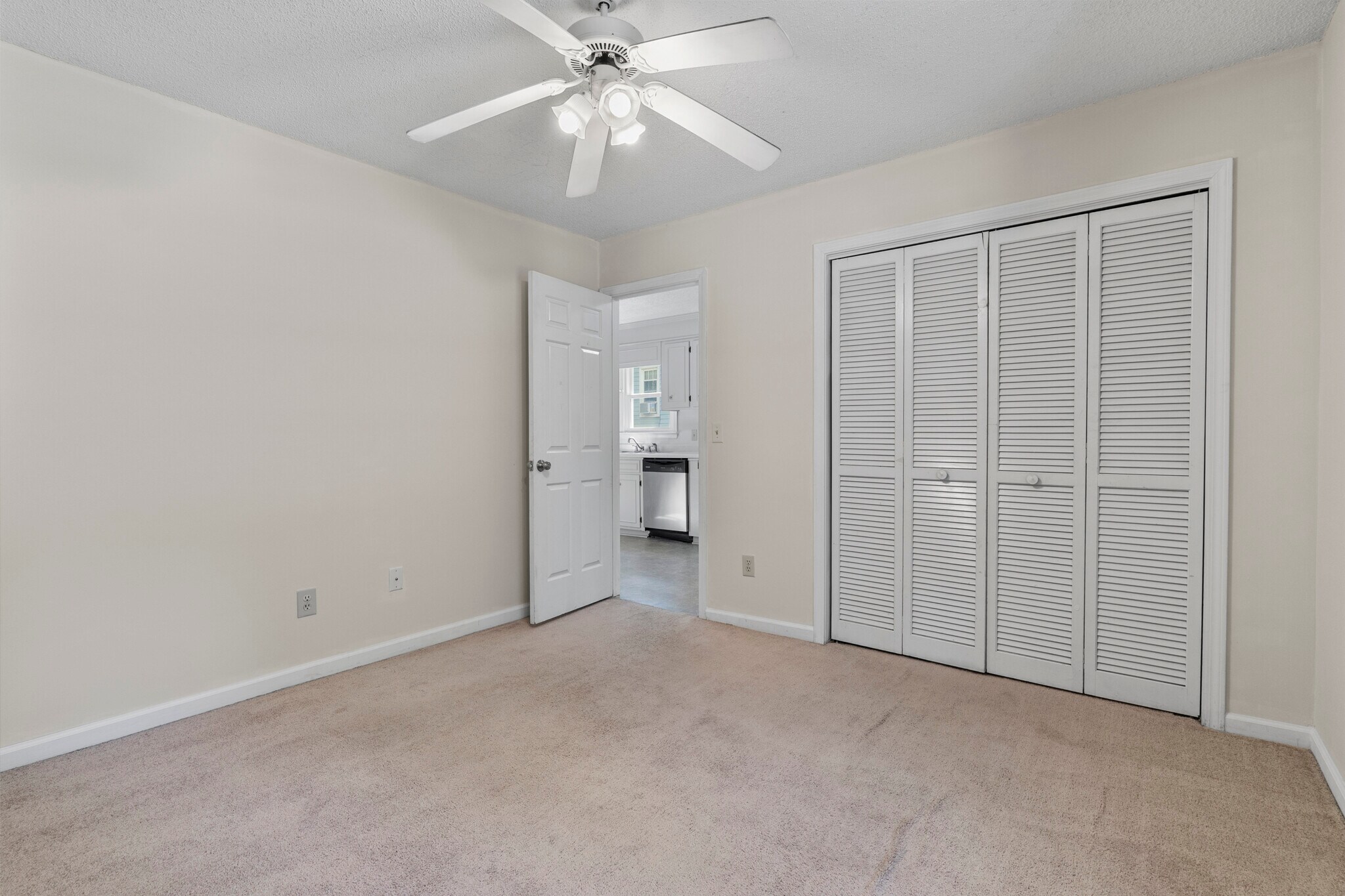 Building Photo - 241 Friarsgate Blvd