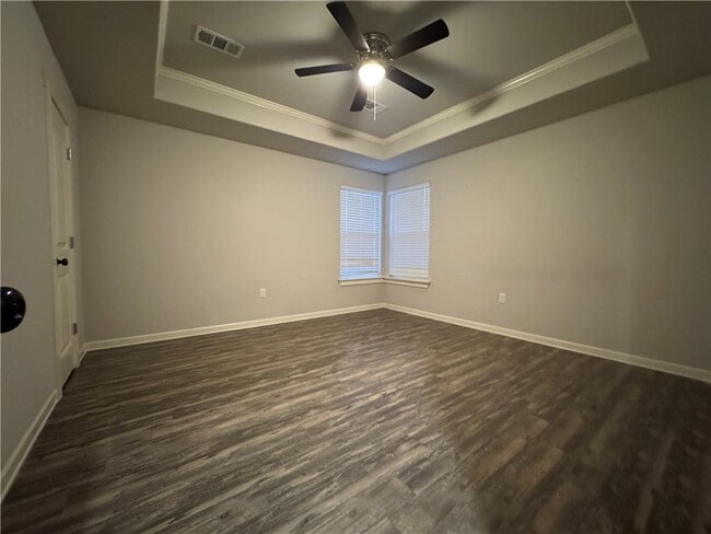 Building Photo - 1707 S K Pl