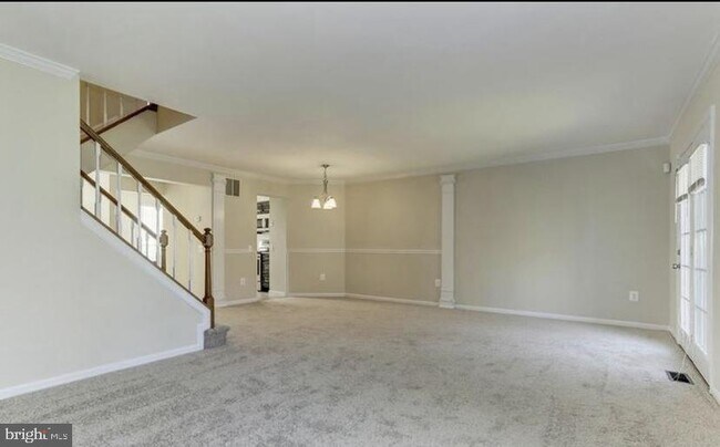 Building Photo - 613 Concerto Ln