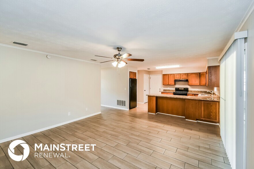 Building Photo - 1113 Grove Park Dr S