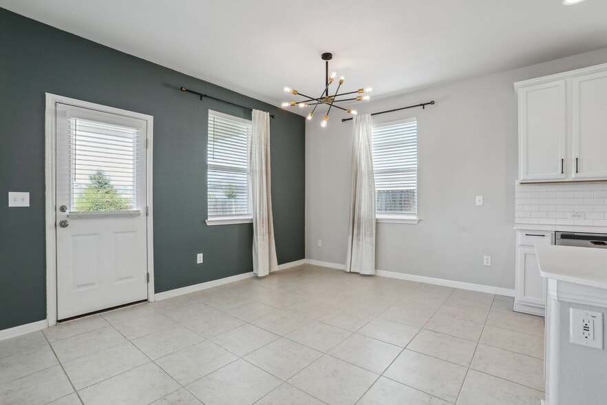 Building Photo - 10210 Ansel Dr