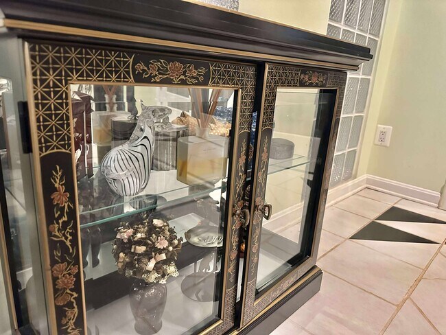 Building Photo - 2403 Shreve Hill Rd