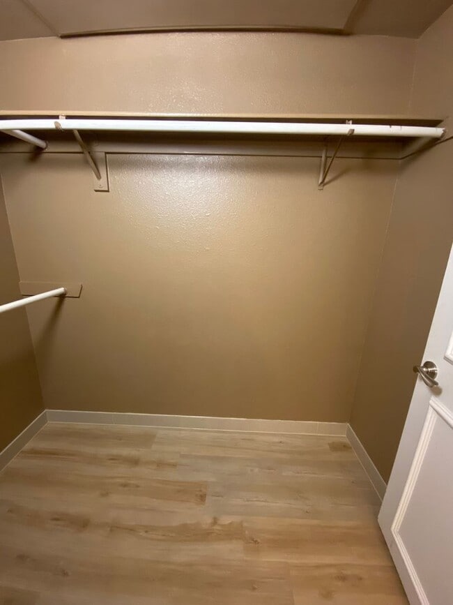 Building Photo - Fully furnished 2 bedroom unit in 24/7 guard gated community