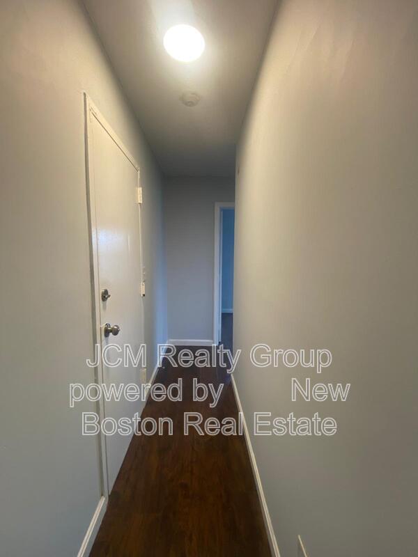 Building Photo - 56 Johnson St