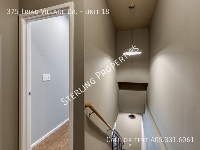 Building Photo - 375 Triad Village Dr