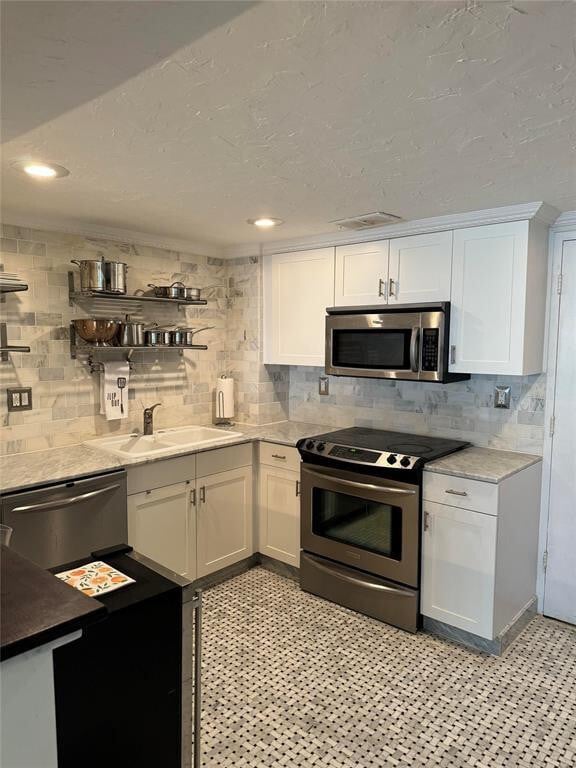 Building Photo - 3550 Galt Ocean Dr