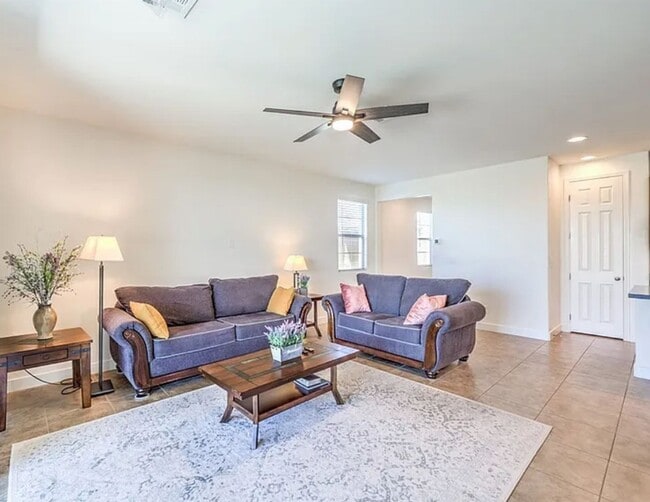 Building Photo - Summerlin Stunner- Spacious Backyard, Stri...