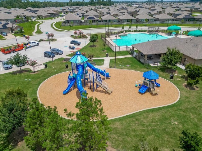 Building Photo - 2407 Poplar Copse Ct