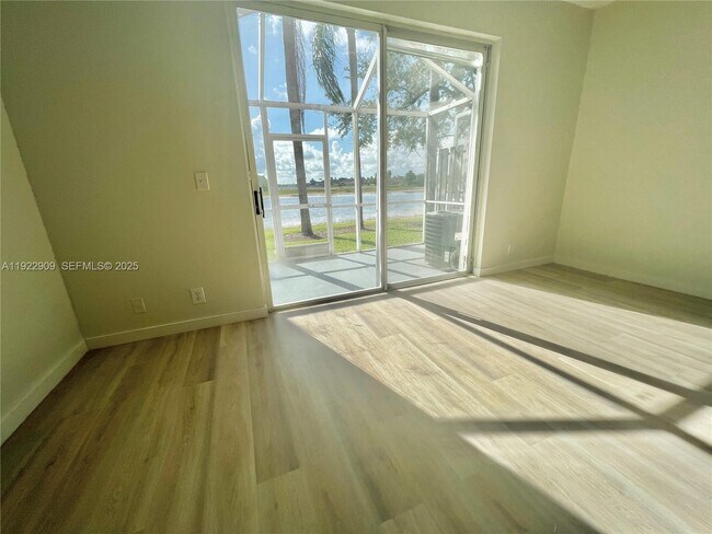 Building Photo - 1816 Salerno Cir