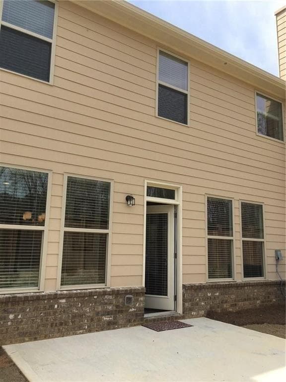 Building Photo - 256 Staley Dr