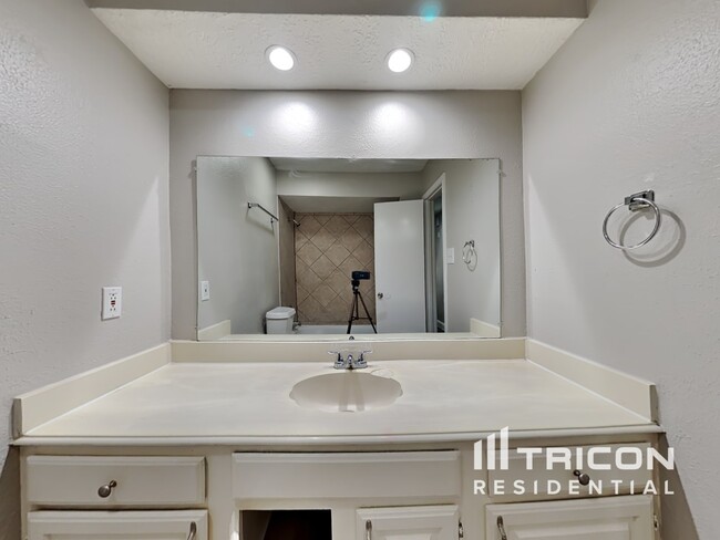 Building Photo - 507 Reecewood Lane Missouri City TX