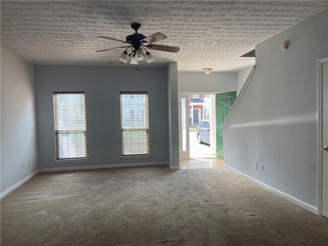 Building Photo - 954 Tree Creek Blvd