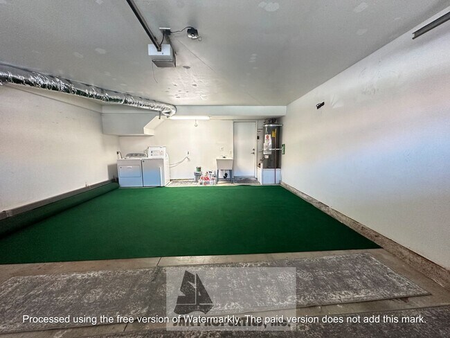 Building Photo - Modern La Cuesta Corner Townhome Near Down...