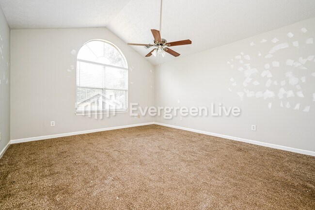 Building Photo - 100 Cody Dr