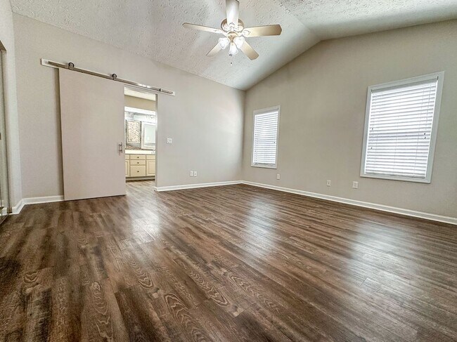 Building Photo - 3552 Plum Creek Trail NW