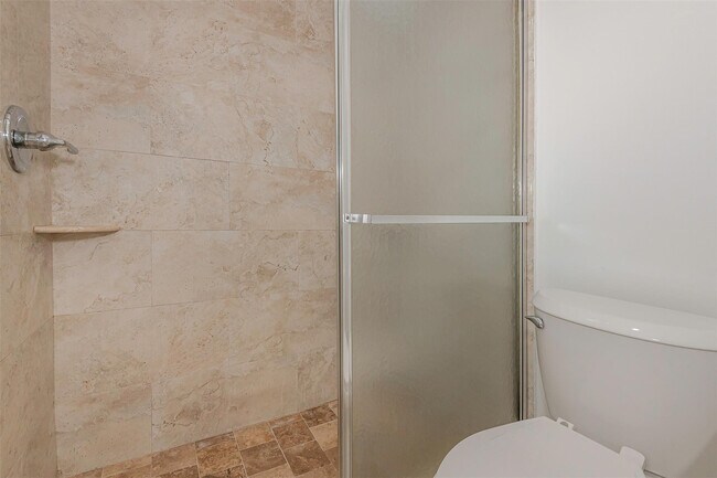 Building Photo - 6075 N Sabal Palm Blvd