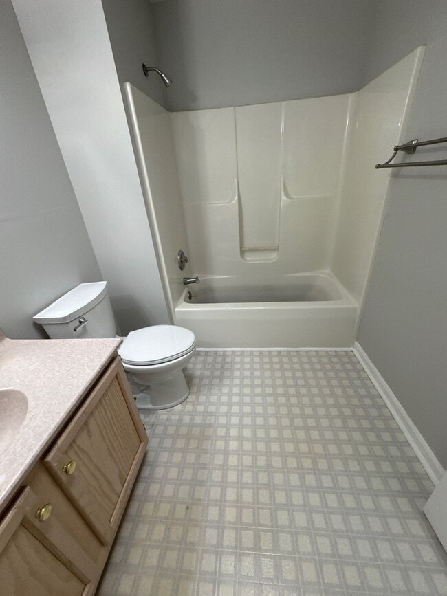 Building Photo - 4402 Dellafay Dr