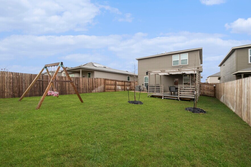Building Photo - 10510 Rayburn Lndg