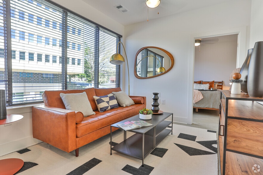 Link Apartments® Montford 1615 Mockingbird Ln Charlotte NC 28209