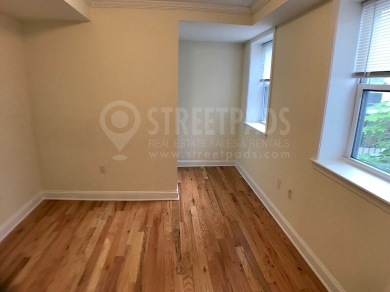 Building Photo - 3 Chauncy St