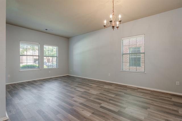 Building Photo - 3221 Kennedy Dr