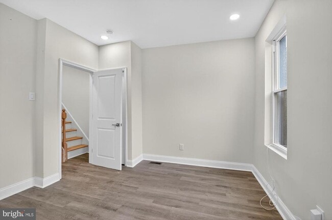 Building Photo - 2447 Turner St