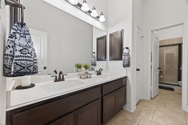 Building Photo - 32111 Dunham Creek Ln