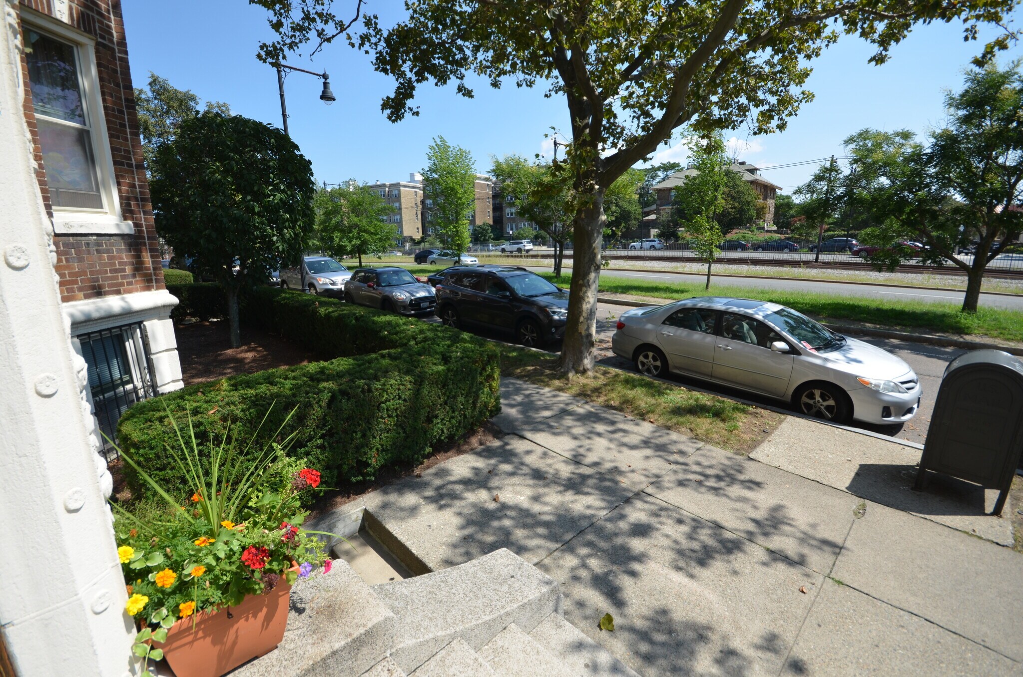 Building Photo - 1675 Commonwealth Ave