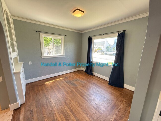 Building Photo - Quiet & Updated Watsonville Charmer 2 plus BR/1BA