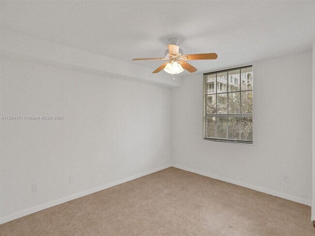 Building Photo - 600 S Dixie Hwy