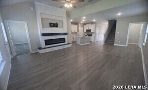 Building Photo - 3237 Hyacinth