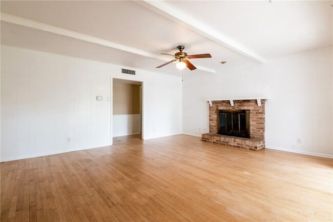 Building Photo - 1840 Baxley Dr