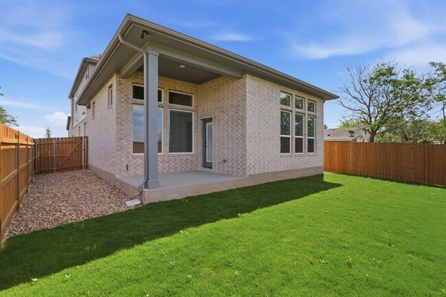 Building Photo - 881 Prominence Wy