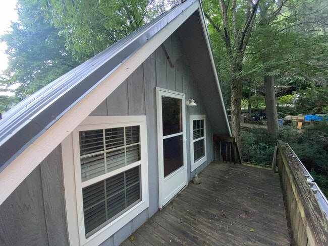 Building Photo - 1130 Stoney Brook Ln