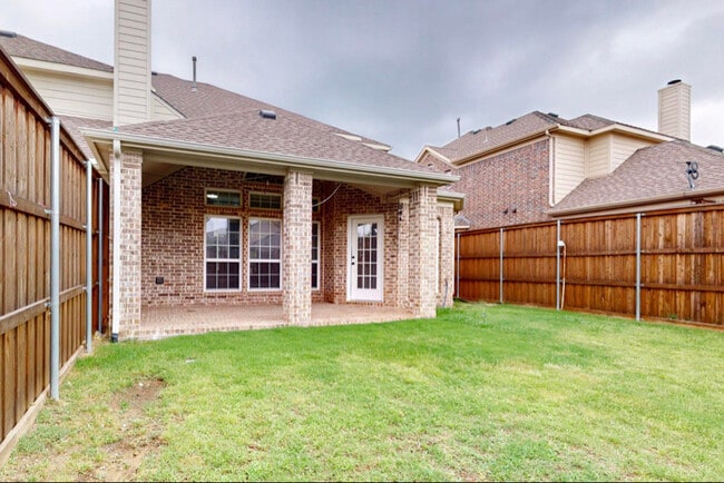 Building Photo - 3195 Izabella Ct