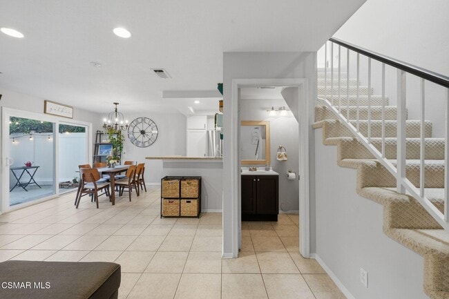 Building Photo - 228 Hill Ranch Dr