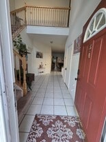 Building Photo - 34 Degas Cir