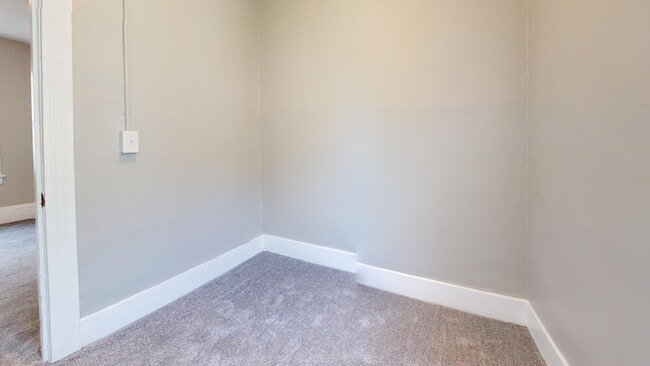 Building Photo - 3224 Walton Ave