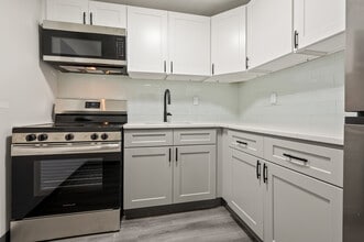 18 Signor Street #12 - 18 Signor St