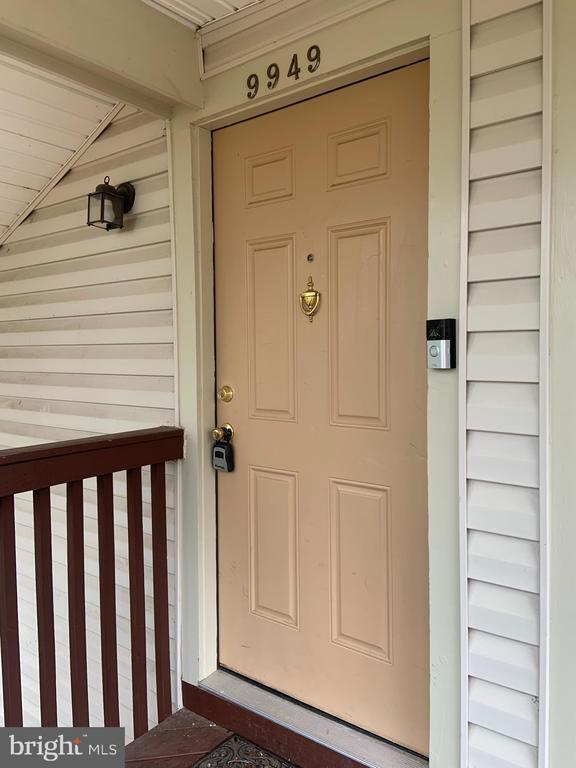 Building Photo - 9949 Grapewood Ct