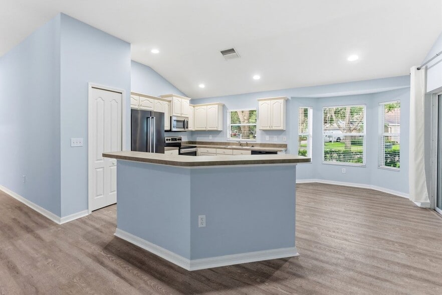 Building Photo - 6125 Gannetwood Pl