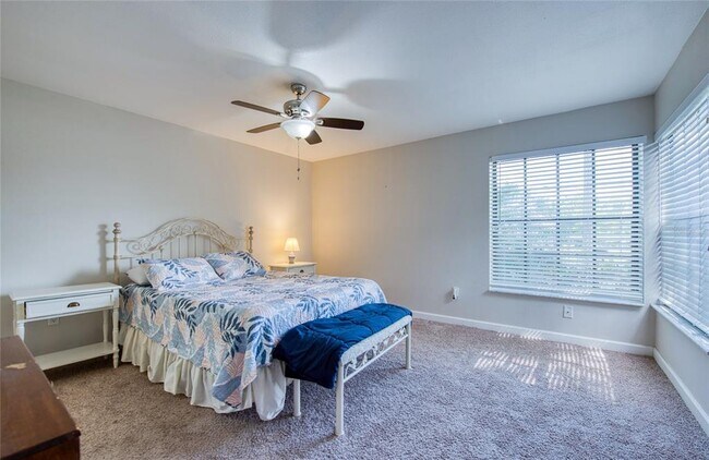 Building Photo - 2478 Bentley Dr