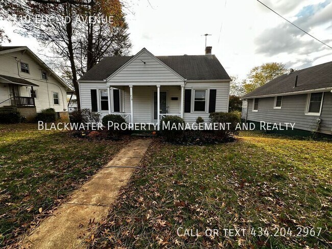 Primary Photo - Adorable 3 Bedroom Home off Fort Avenue!